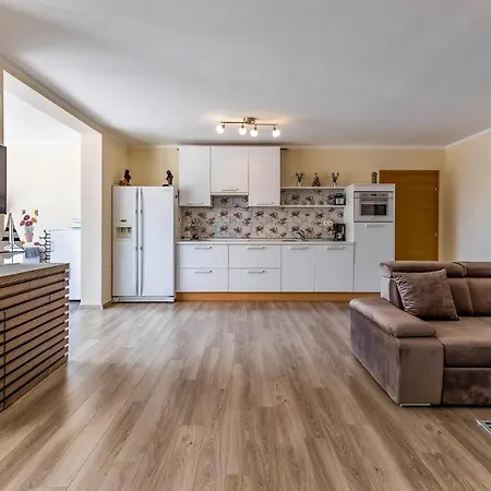Gorgeous In Appartement *