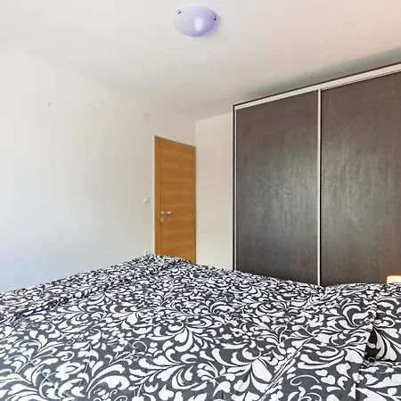 Gorgeous In Appartement