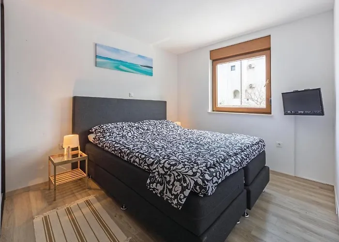 Gorgeous In With Wifi Lejlighed Ližnjan